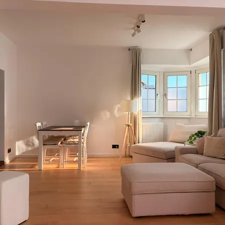 Casa de Férias Am Trollbach - Parkplatz - Wifi - Kueche - Netflix - Freistehendes Haus Münster-Sarmsheim